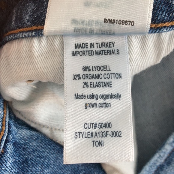 AGOLDE Toni Skinny Ankle Jeans - Picture 3 of 6